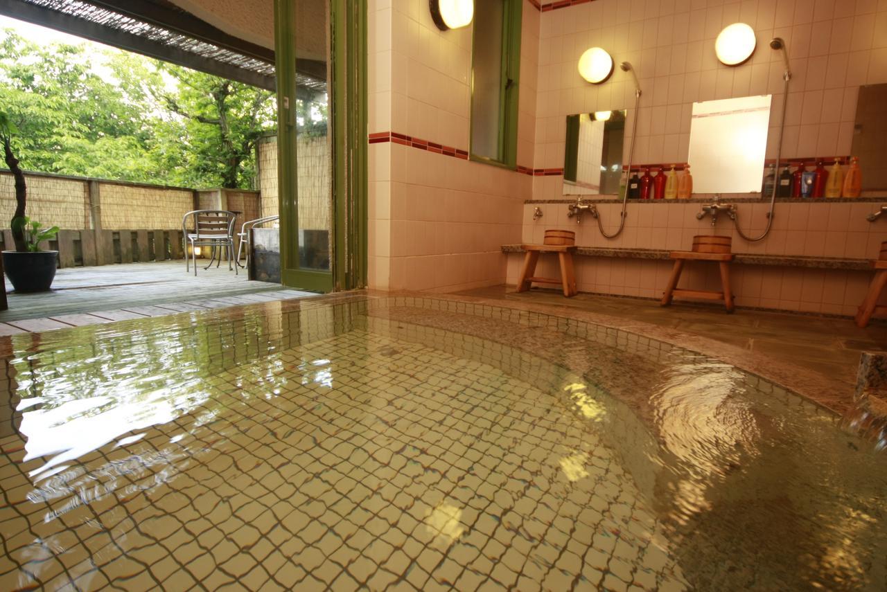 Hotel Minamikaikisen Ito  Buitenkant foto